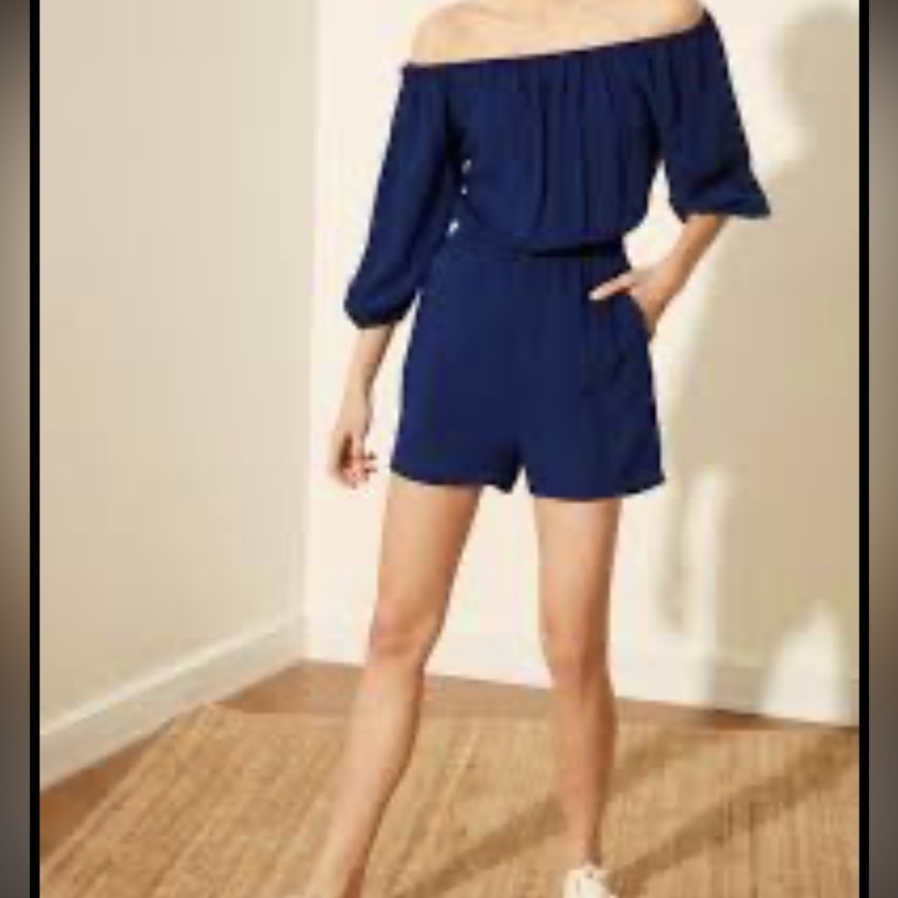 NEWYORK & COMPANY ROMPER BLUE CINCHED WAIST OFF SHOULDER SUMMER SIZE LARGE